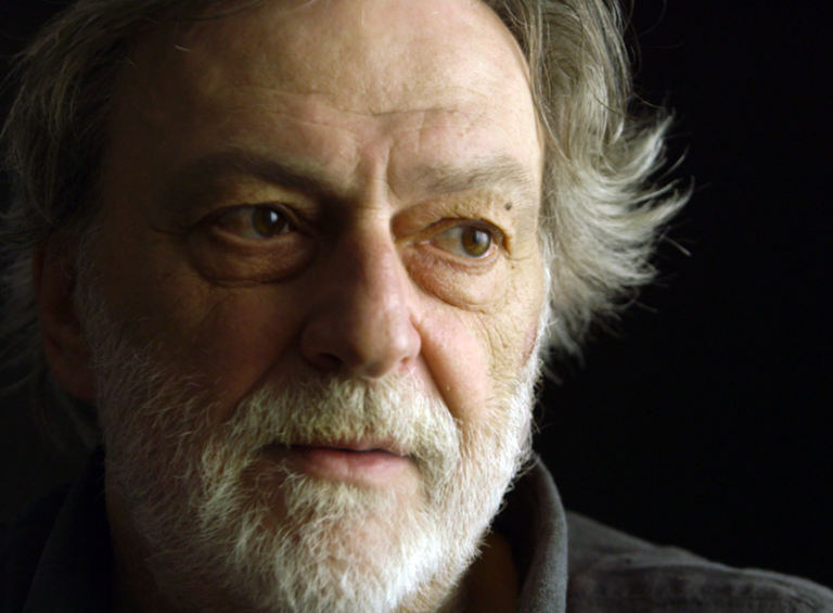 Go Away With … Gino Strada - Jae-Ha Kim